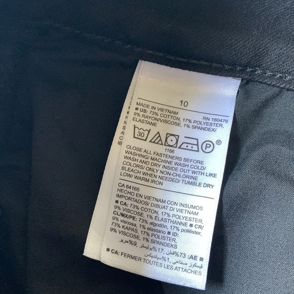 𝅺OLD Navy black High-Waisted Distressed Rockstar Super Skinny Jeans NWOT - Picture 9 of 9